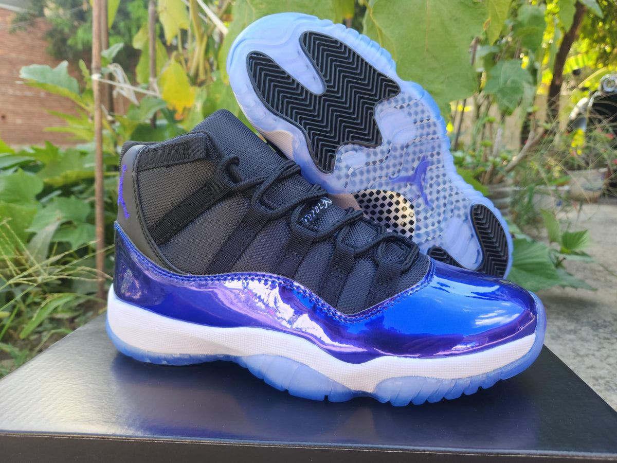 Air Jordan 11 Retro – Black/Blue