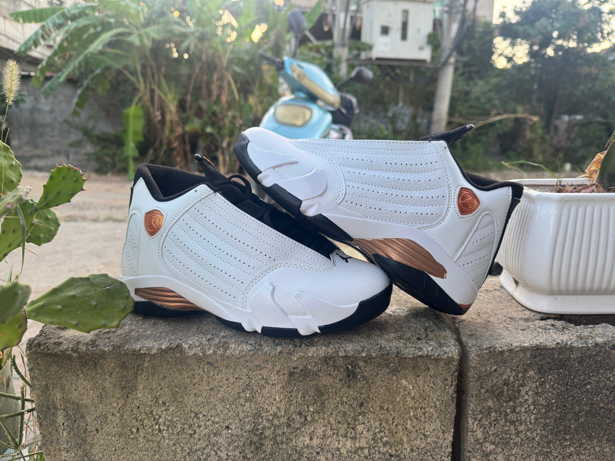 Air Jordan 14 Retro 'Black Toe' 2024